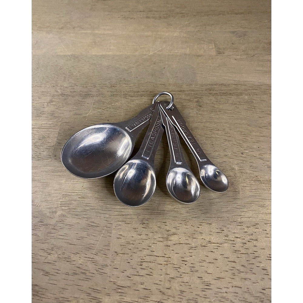 Vintage Aluminum Measuring Spoons Set Silver - Authentic US STD (4 Pieces)